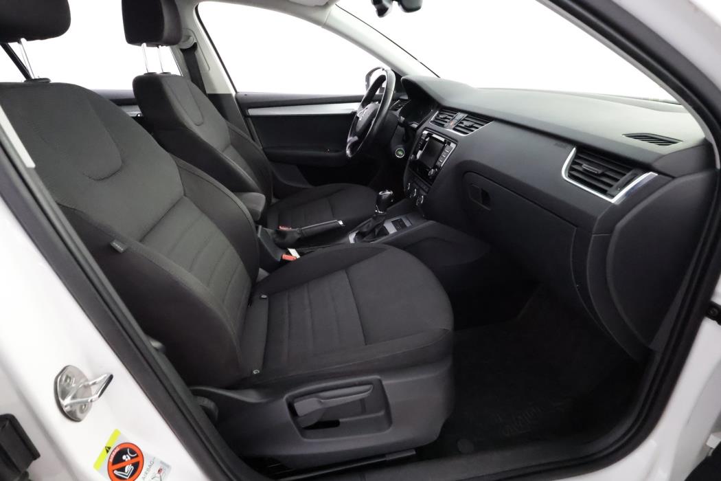 SKODA Octavia 2014