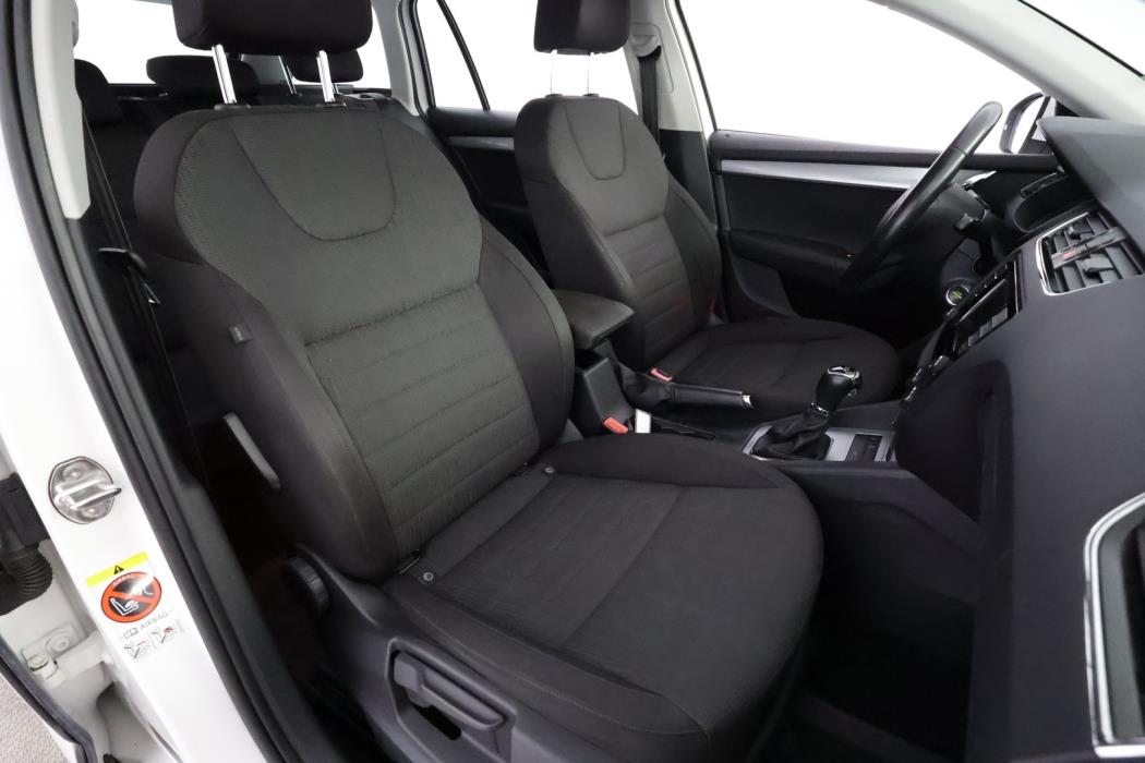 SKODA Octavia 2014