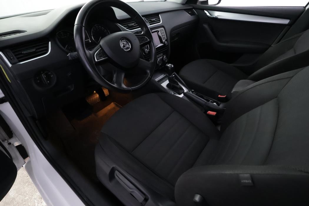 SKODA Octavia 2014