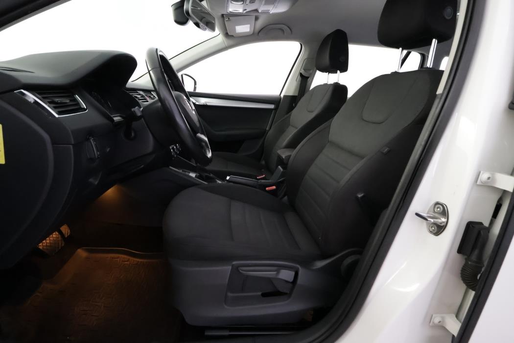 SKODA Octavia 2014