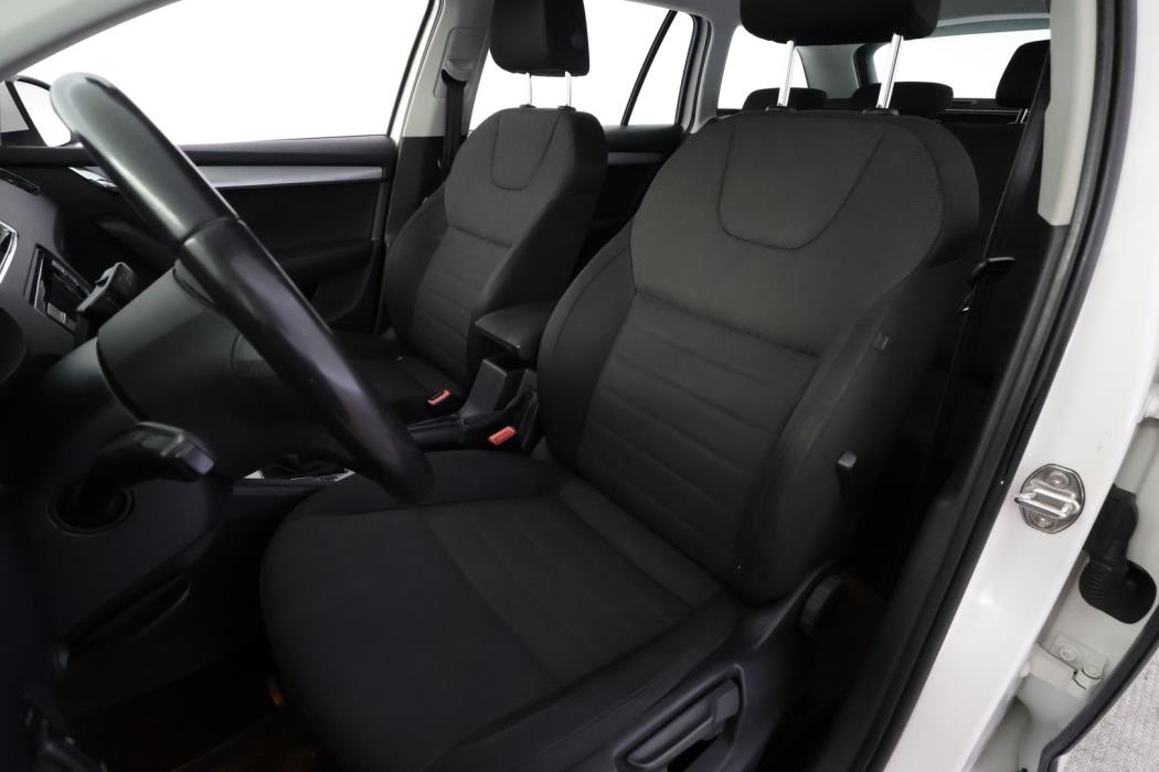 SKODA Octavia 2014