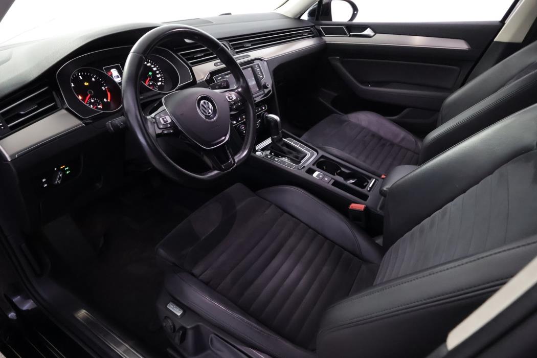 VOLKSWAGEN Passat 2015