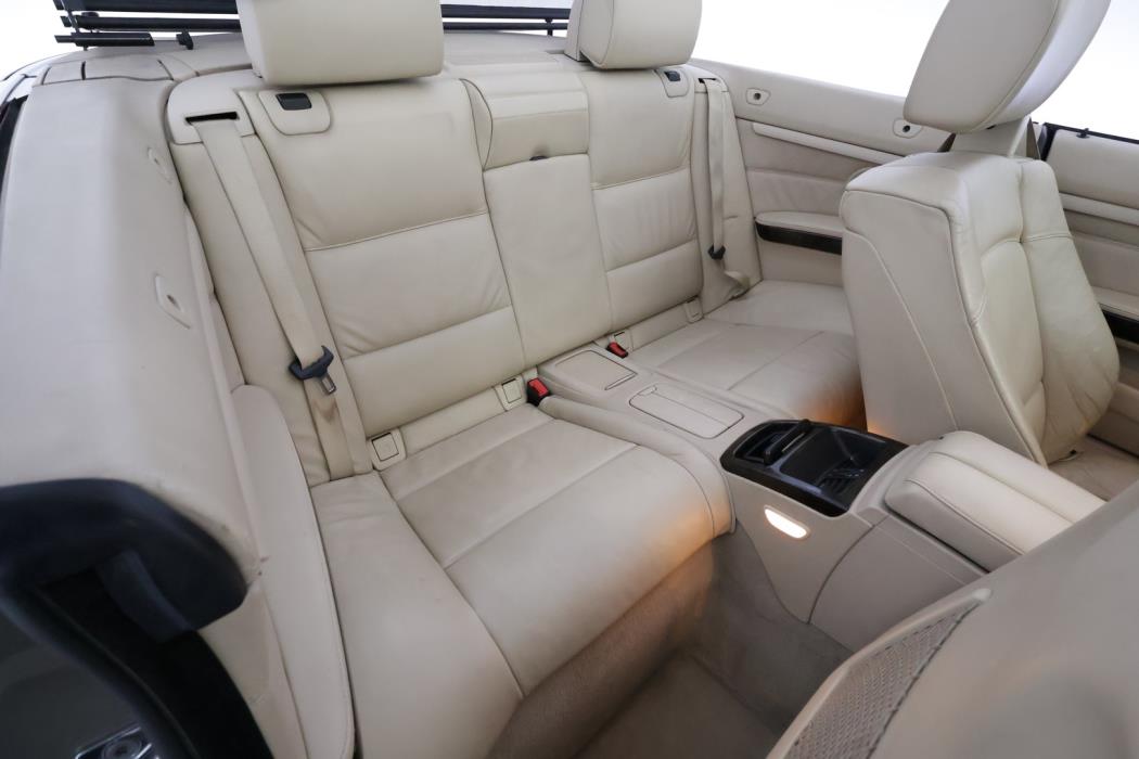 BMW 320 2008