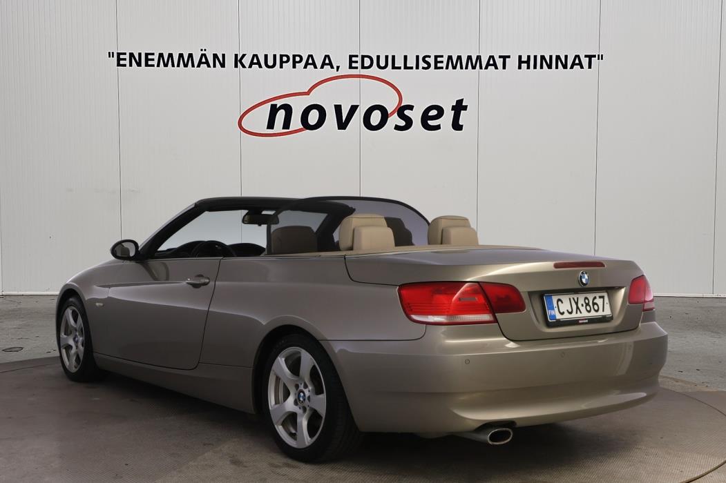 BMW 320 2008