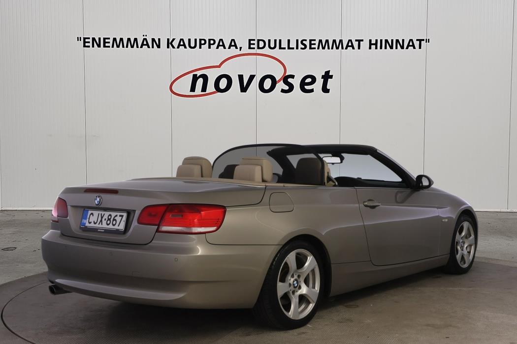 BMW 320 2008