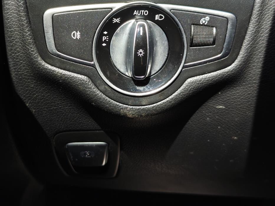 MERCEDES-BENZ C 2016