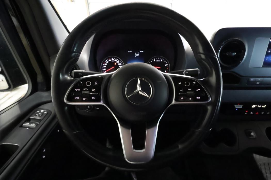 MERCEDES-BENZ Sprinter 2019