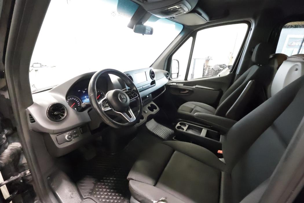 MERCEDES-BENZ Sprinter 2019
