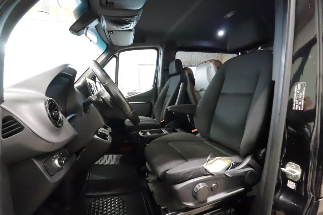 MERCEDES-BENZ Sprinter 2019
