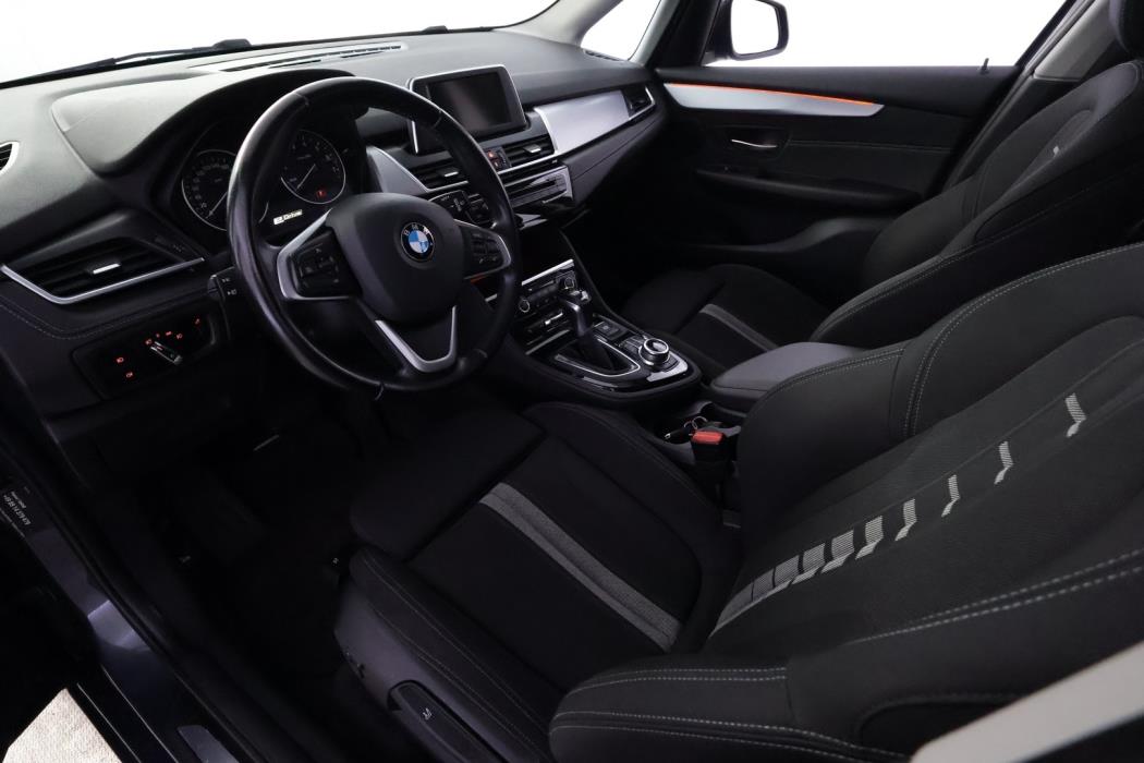 BMW 225 2017
