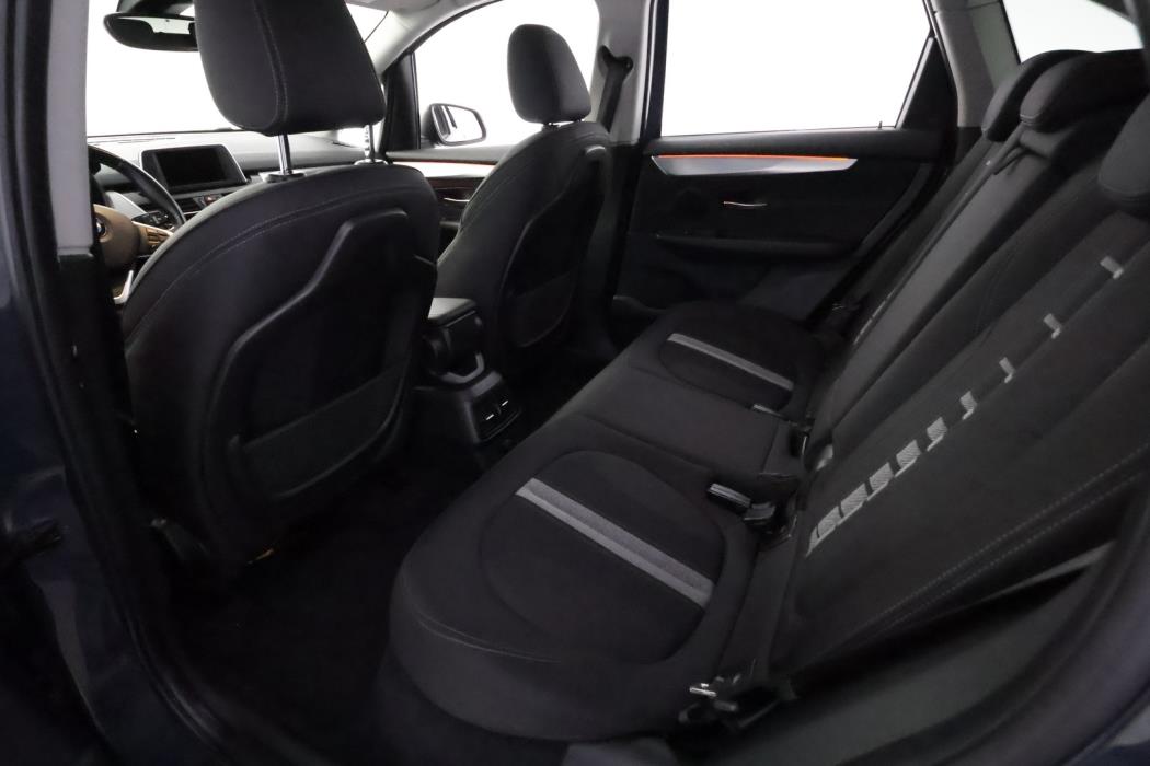 BMW 225 2017