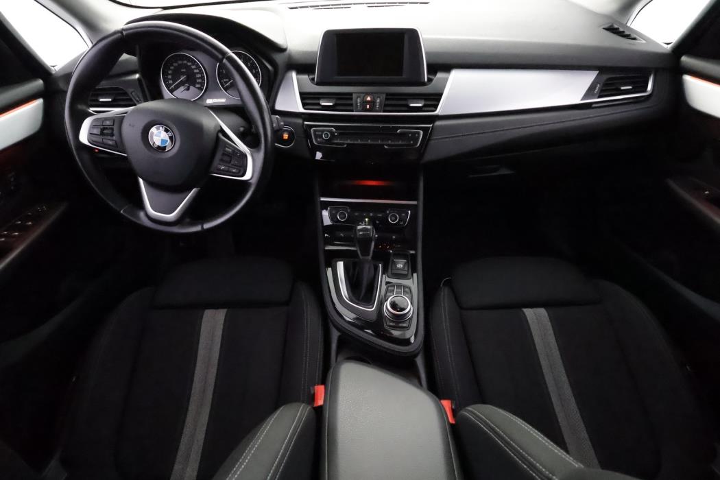 BMW 225 2017