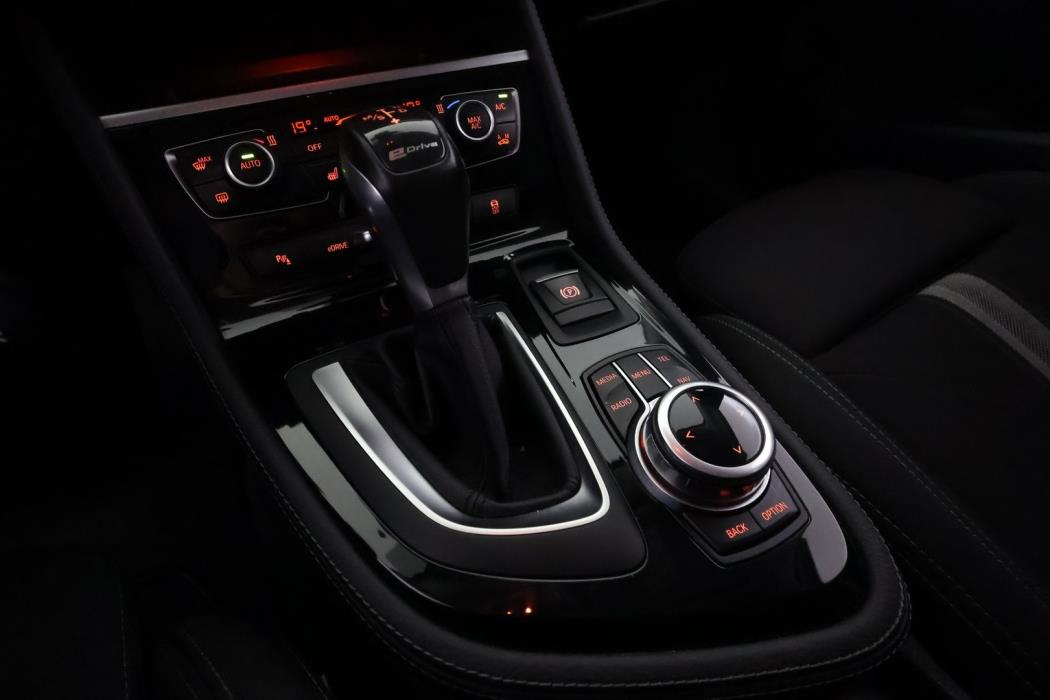BMW 225 2017