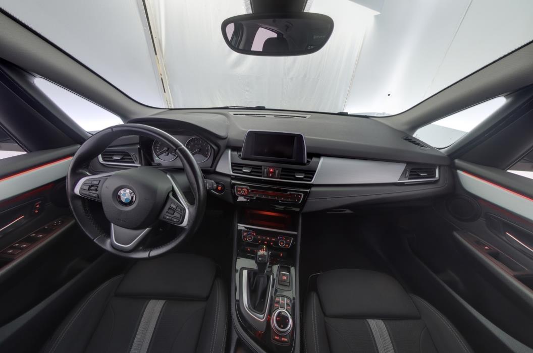 BMW 225 2017