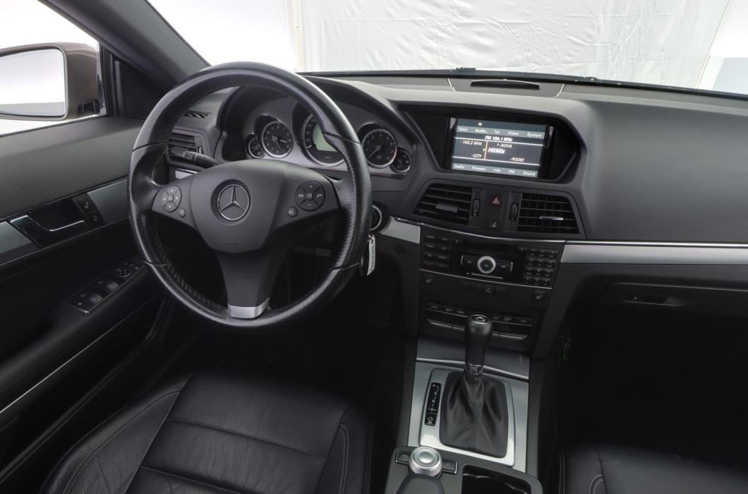 MERCEDES-BENZ E 2010