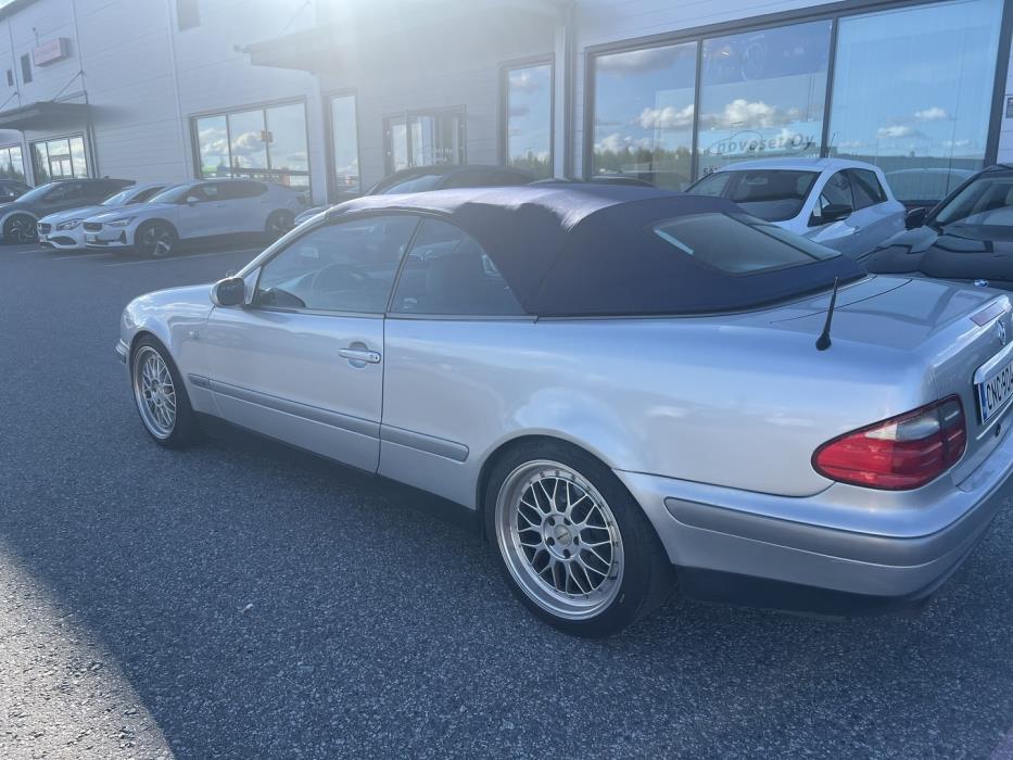 MERCEDES-BENZ CLK 1998