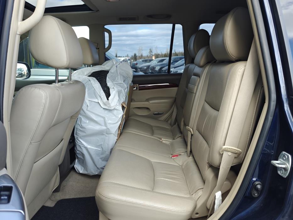 TOYOTA Land Cruiser 2006