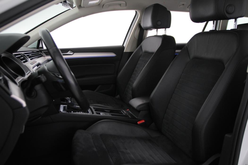 VOLKSWAGEN Passat 2017