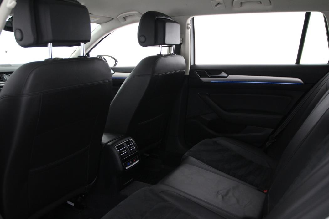 VOLKSWAGEN Passat 2017