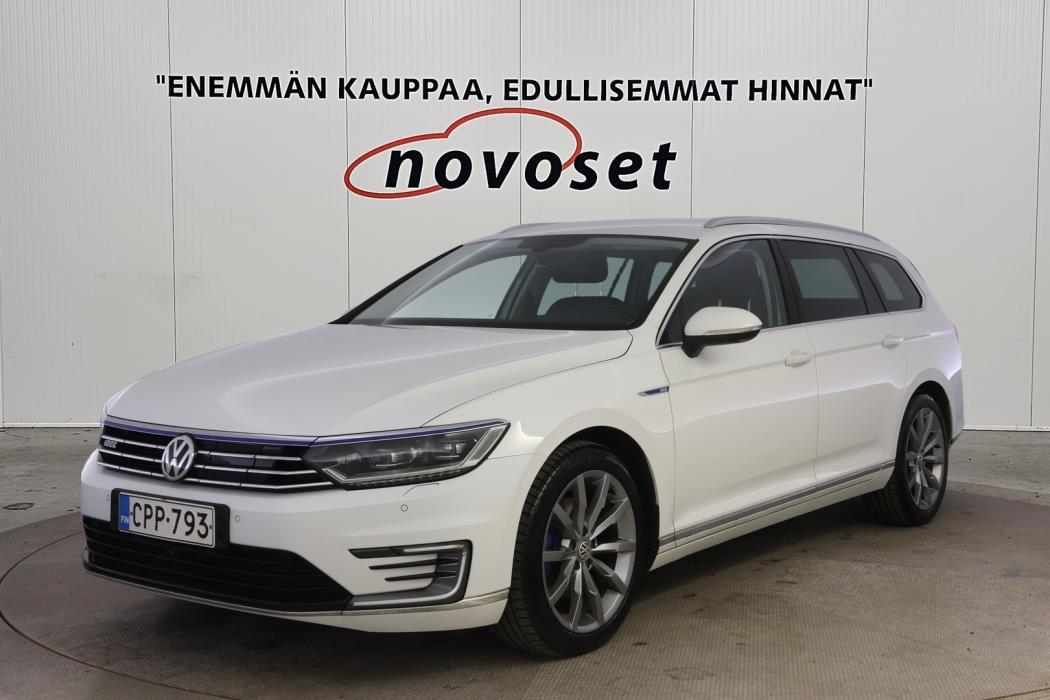 VOLKSWAGEN Passat 2016