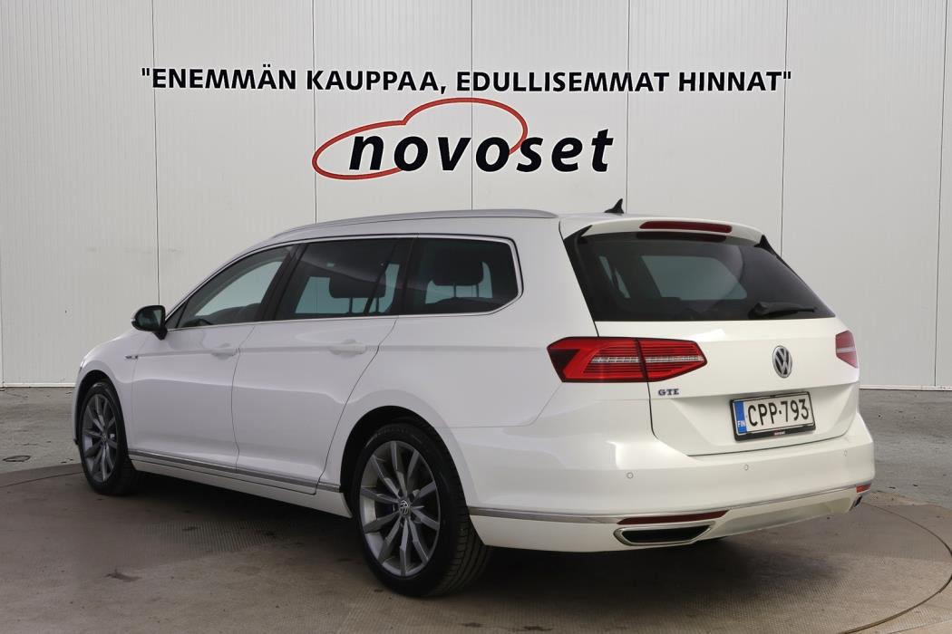 VOLKSWAGEN Passat 2016