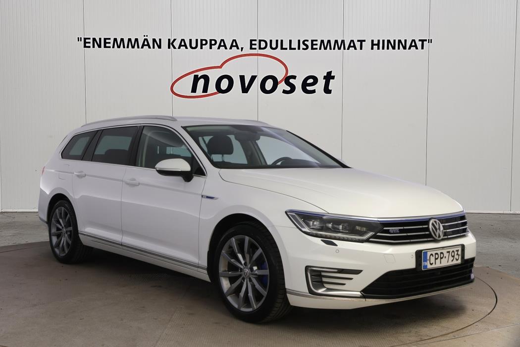 VOLKSWAGEN Passat 2016