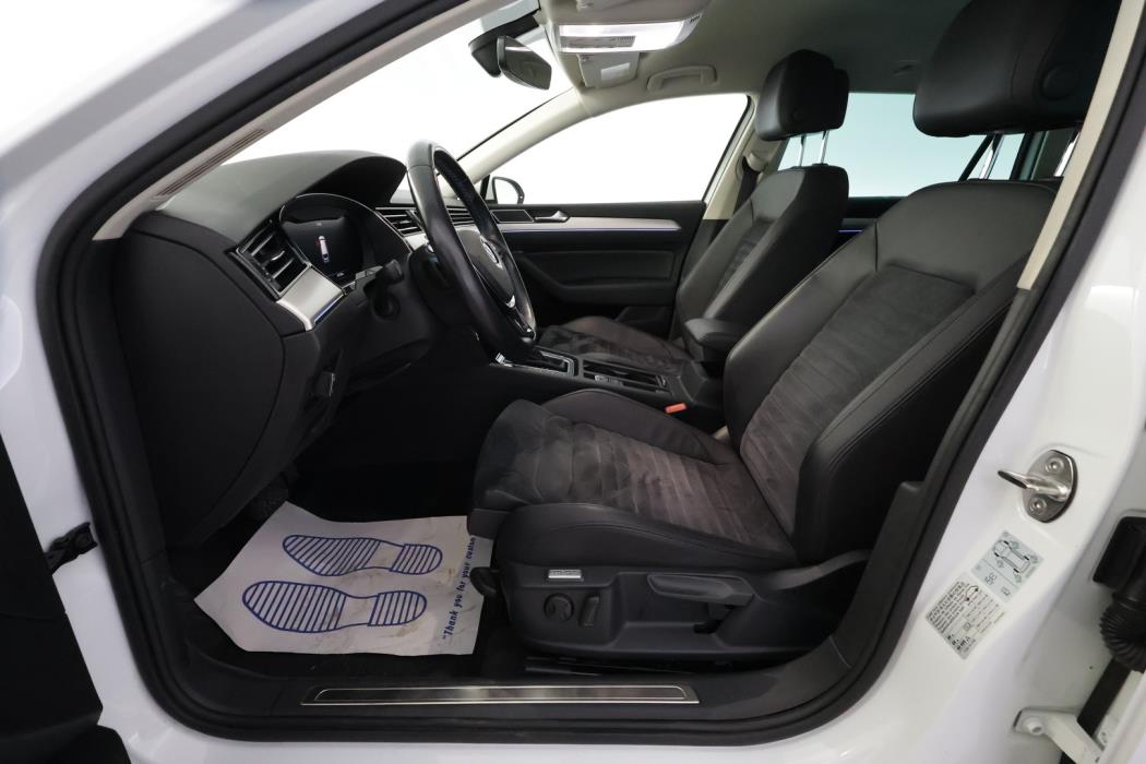 VOLKSWAGEN Passat 2016