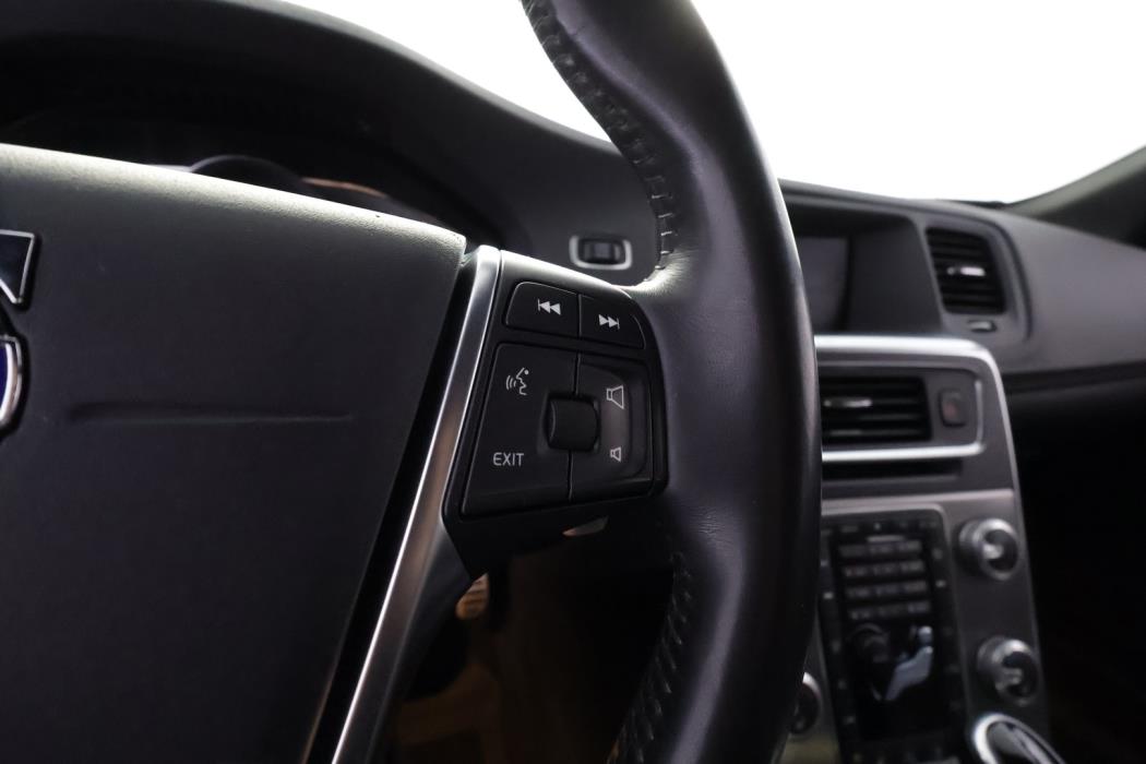 VOLVO V60 Cross Country 2018