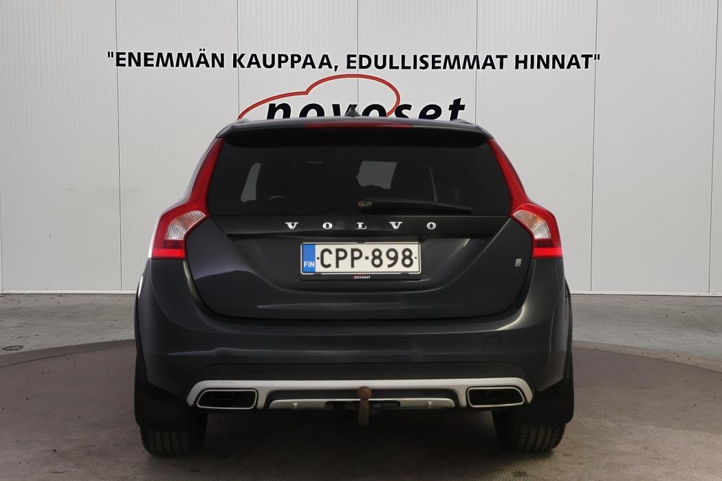 VOLVO V60 Cross Country 2018
