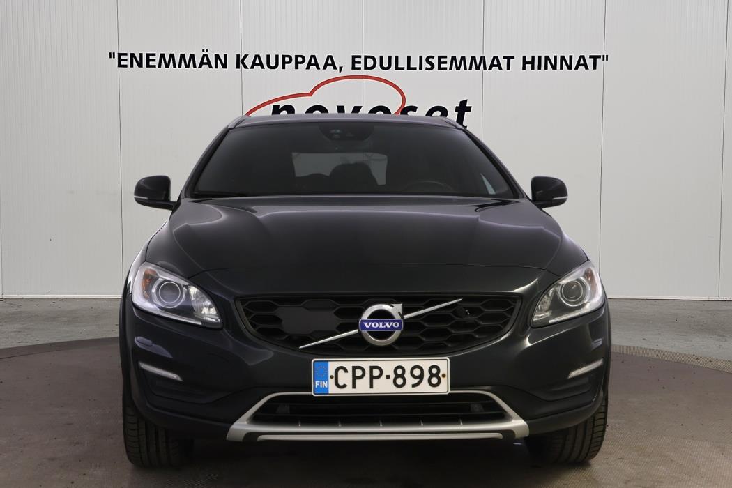 VOLVO V60 Cross Country 2018