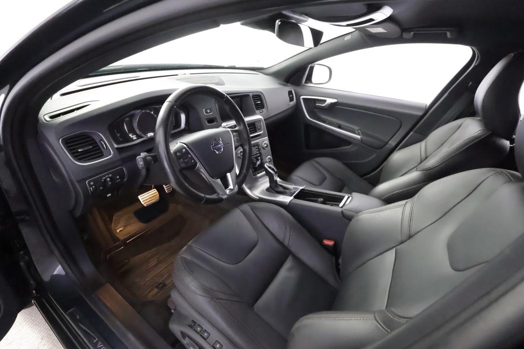 VOLVO V60 Cross Country 2018