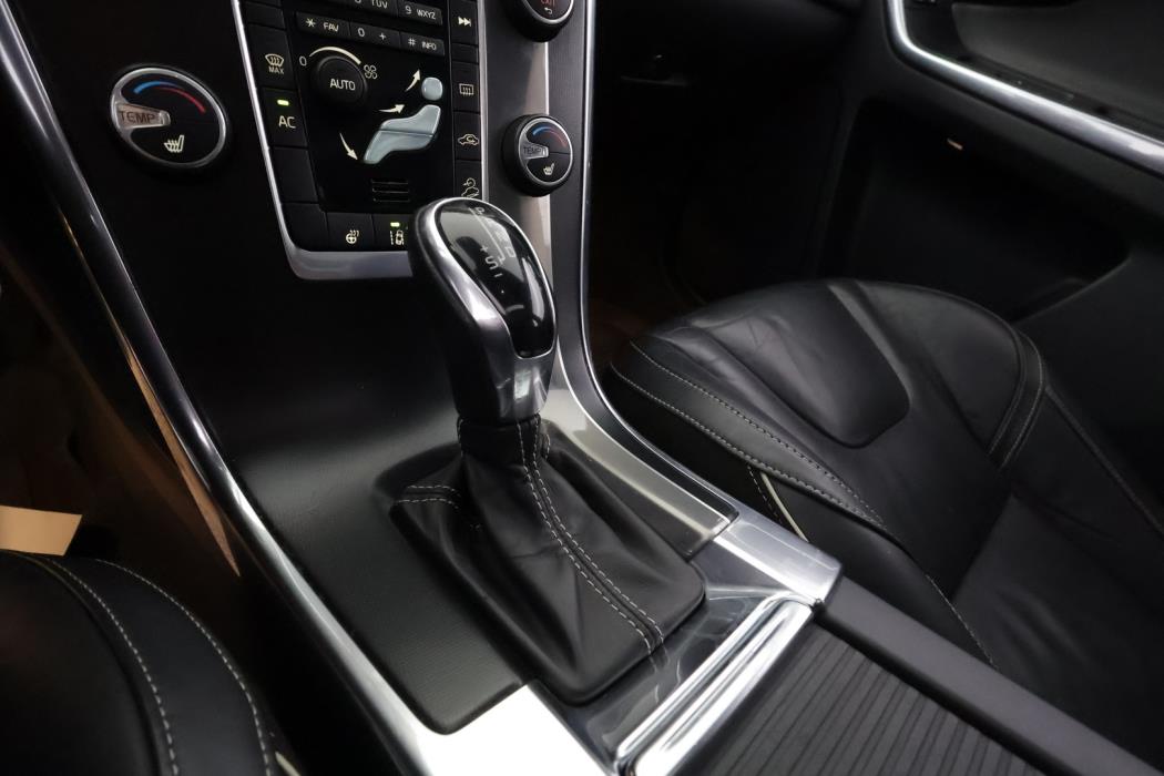 VOLVO XC60 2014