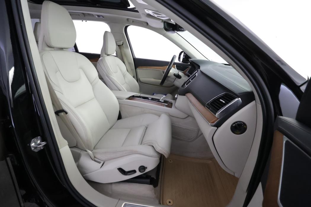 VOLVO XC90 2019