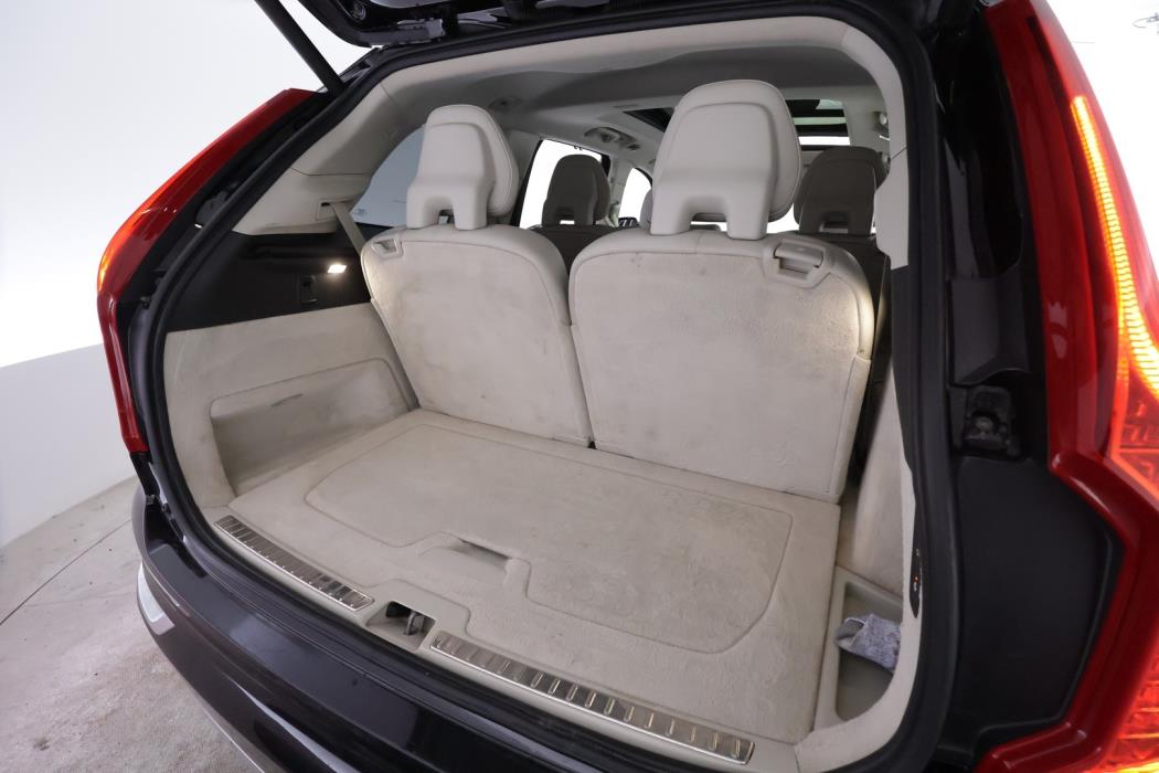 VOLVO XC90 2019