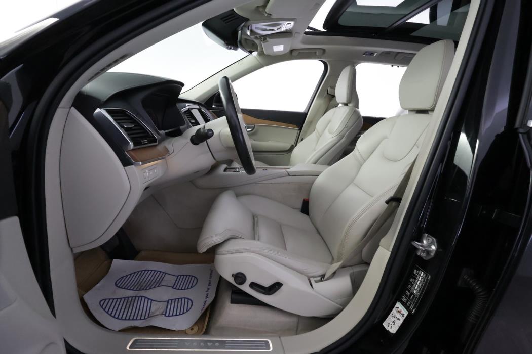 VOLVO XC90 2019