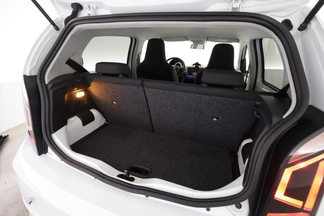 VOLKSWAGEN UP! 2018