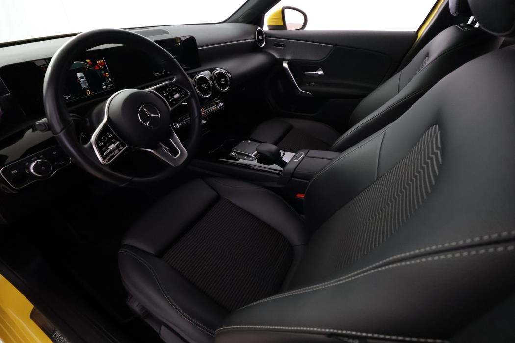MERCEDES-BENZ A 2021