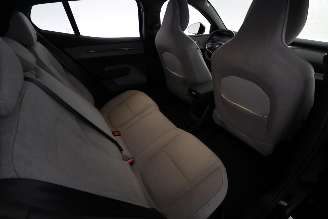 VOLVO EX30 2024