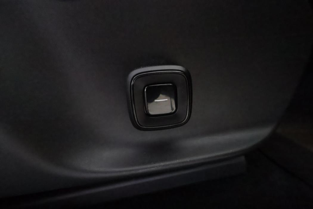 VOLVO EX30 2024
