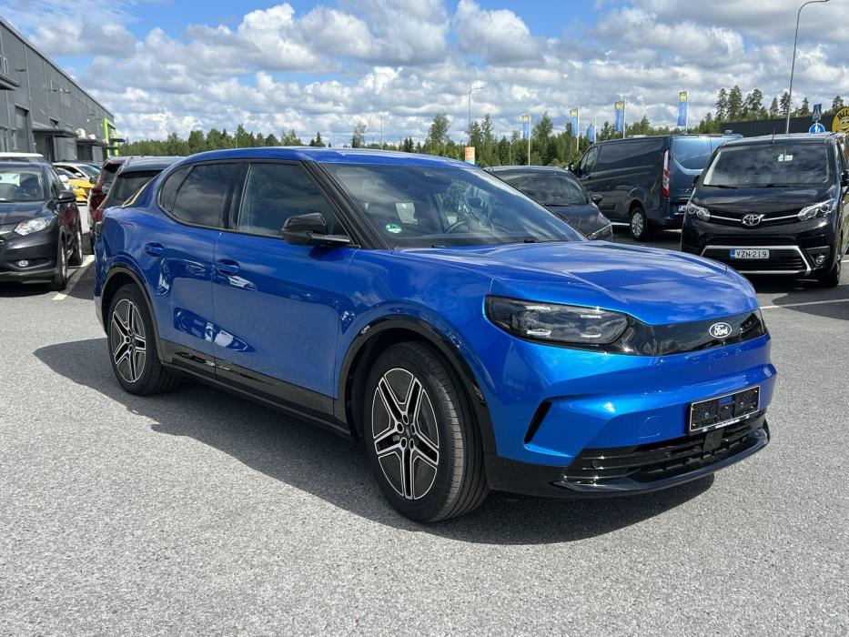 FORD CAPRI 2025