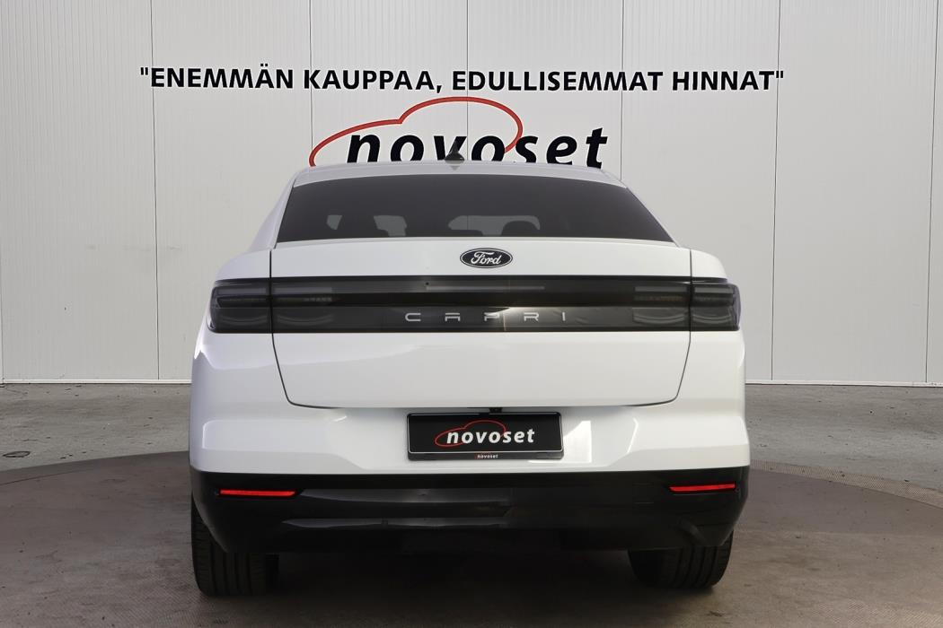 FORD CAPRI 2025