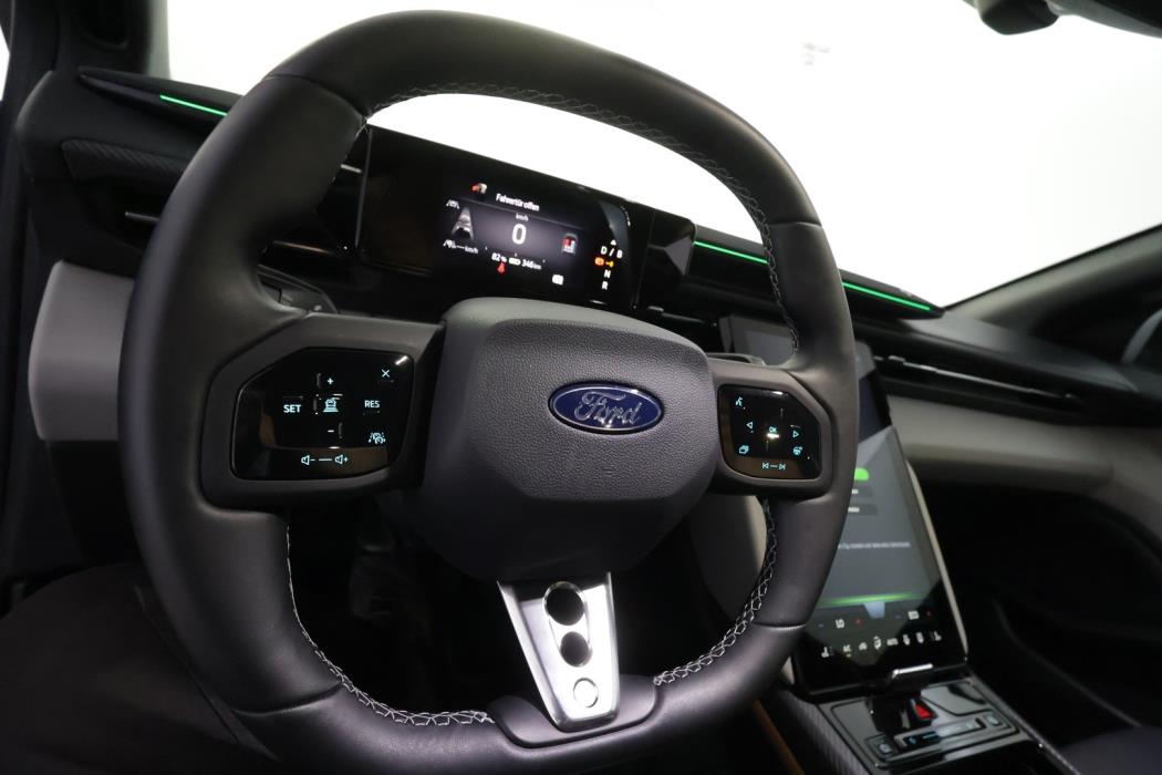 FORD CAPRI 2025