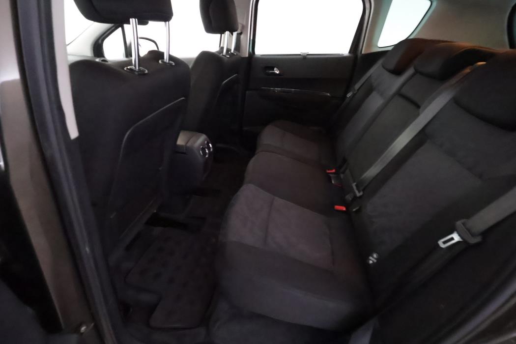 PEUGEOT 3008 2010