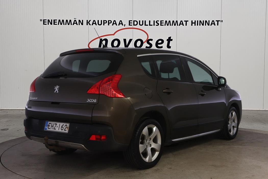 PEUGEOT 3008 2010