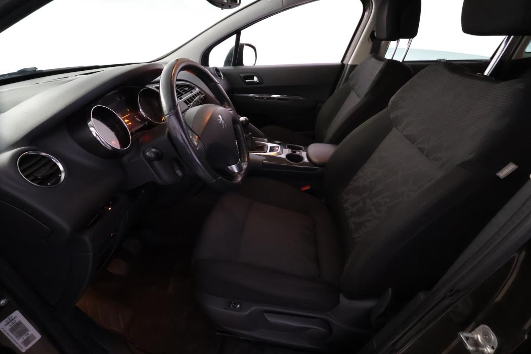 PEUGEOT 3008 2010