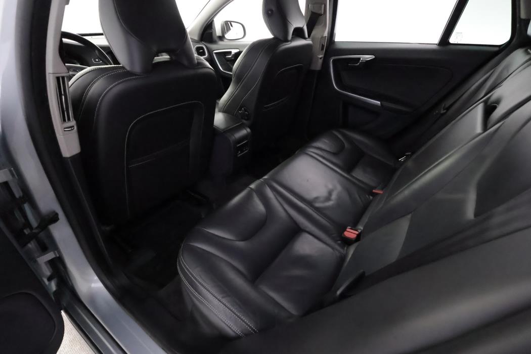 VOLVO V60 2014