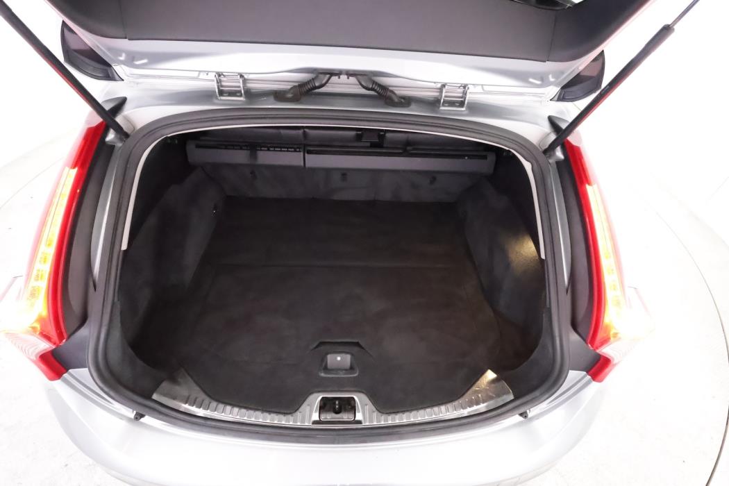 VOLVO V60 2014
