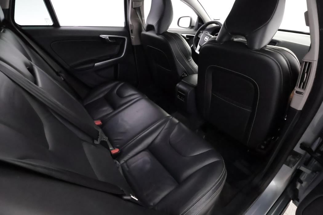 VOLVO V60 2014
