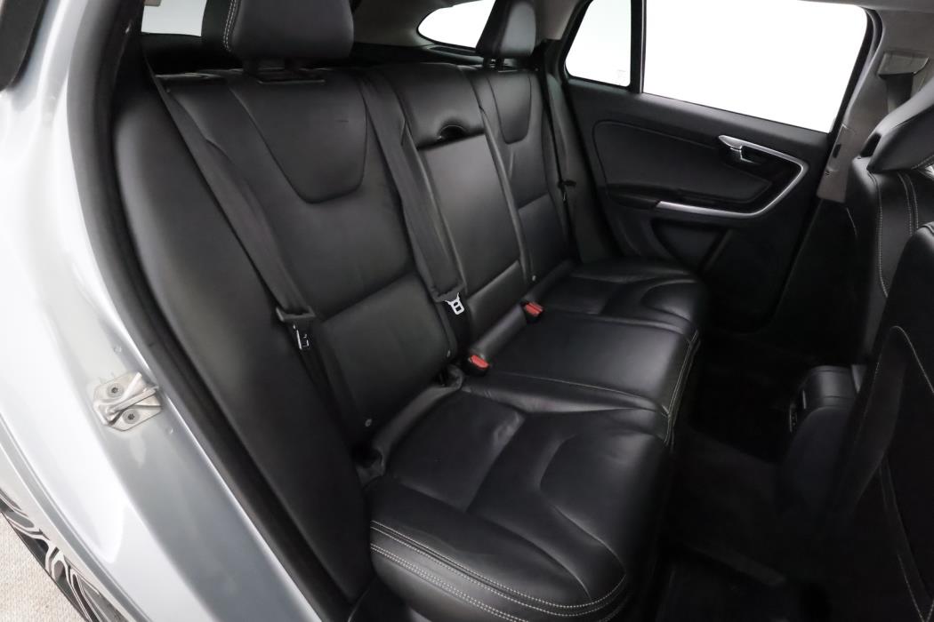 VOLVO V60 2014