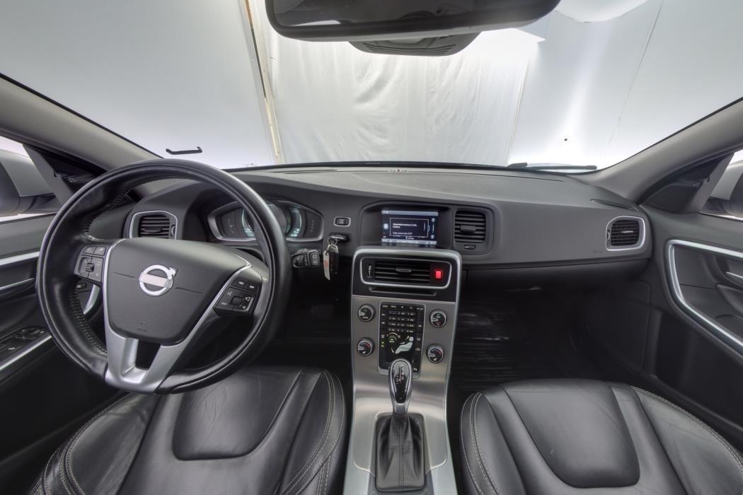 VOLVO V60 2014